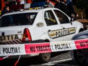 Accident cu necunoscute pe linia de tramvai, în Capitală. Una din mașini s-a răsturnat