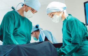 O pacientă a luat foc, pe masa de operaţie, la spitalul Floreasca