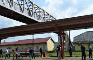 Elevă de 13 ani, aproape de o tragedie în gara Vaslui. Fata aflase că va lua notă mică la matematică