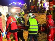 Femeie aproape moartă în cabina TIR-ului unui şofer român care a răsturnat camionul, în Austria