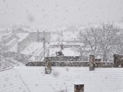 Ploi și ninsori în toată țara. Cum va fi vremea în weekend