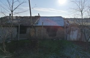 Un bebeluş de 8 luni, victima unui incendiu. Copilul nu a mai putut fi scos la timp din casa cuprinsă de flăcări