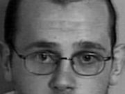 Bărbatul care l-a oprit pe atacatorul din Londra este, de fapt, un criminal eliberat chiar în ziua cu pricina!