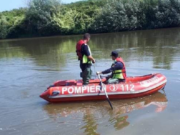 Pompierii din Caracal caută o persoană care s-ar fi înecat în râul Olt