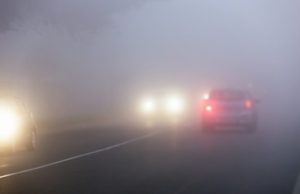 Alertă de cod galben de ceață densă și polei în 27 de județe, inclusiv București