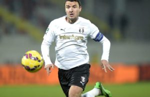 Universitatea Craiova îi face cu ochiul și lui Constantin Budescu