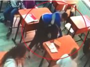 Copil bătut şi umilit în clasă, de faţa cu învăţătoarea, de un coleg, în Bucureşti