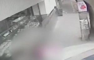 O fetiţă de 5 ani şi bunica ei, strivite pe trotuar de un şofer de 22 de ani, la Timişoara. Momentul impactului, filmat