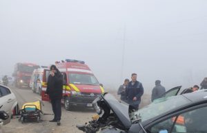 Impact mortal pe o şosea din Dolj. Doi morţi şi şapte răniţi
