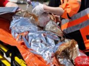 Primul zbor de noapte al elicopterului SMURD. A preluat de la Craiova o fetiță cu arsuri. A fost transportată la un spital din București