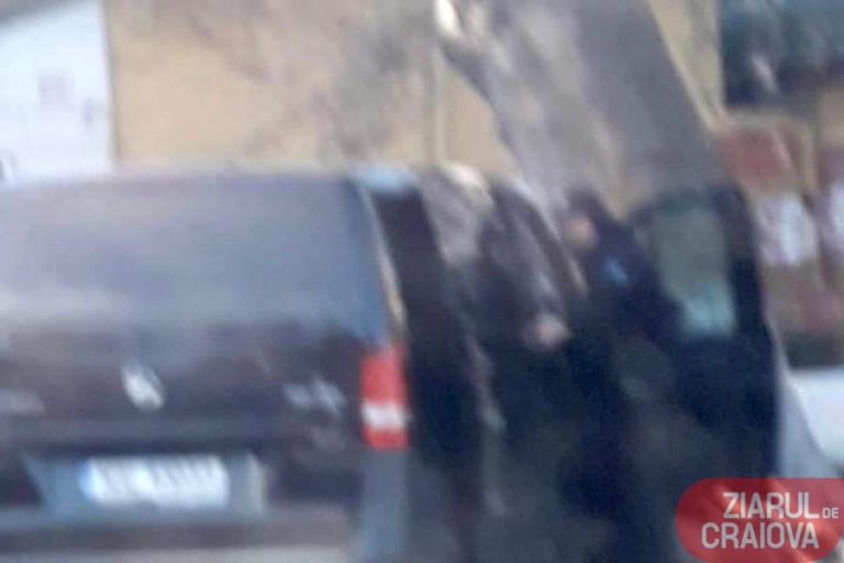 Sunt percheziții la Primăria Poiana Mare. Pe surse, ar fi vizat din nou viceprimarul localității