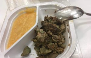 Bolnavii de la SJU se plâng că mâncarea este rece şi alterată