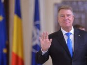 Klaus Iohannis a promulgat dublarea alocaţiilor pentru copii