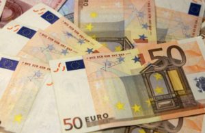 Cerșetorul român mort de frig la Florenţa avea 2700€ în buzunar