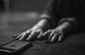 O fată de 14 ani, răpită şi sechestrată, a fost salvată cu ajutorul aplicaţiei Snapchat