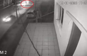 Momentul în care un puşti de 15 ani este spulberat pe trecerea de pietoni, în Galaţi