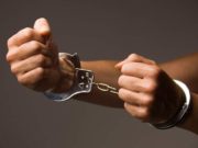 Doi români riscă 28 de ani de închisoare, după ce au ucis şi jefuit un spaniol