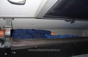 Turc prins când încerca să intre ilegal în România, printre mandarinele transportate de un conaţional