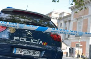 Româncă înjunghiată în inimă, în faţa celor doi copii, în Spania