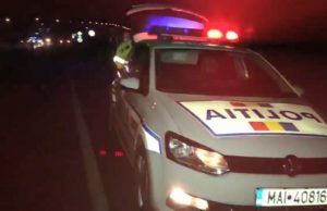 O femeie din Timiş a murit, după ce 4 maşini au trecut peste ea