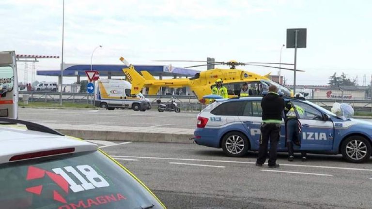 Român rănit grav într-un accident de muncă în Italia. Colegul său, interogat de poliţişti