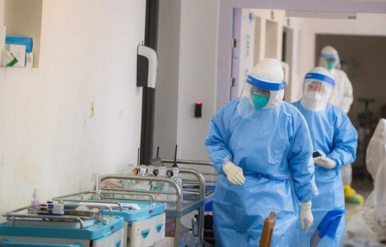 Trei noi cazuri de coronavirus în Germania, bolnavii sunt colegi de muncă ai primului pacient