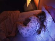 Fetiţă batjocorită de propriul tată, în Gorj. Mama copilei l-a prins pe bărbat în timp ce-şi agresa fiica