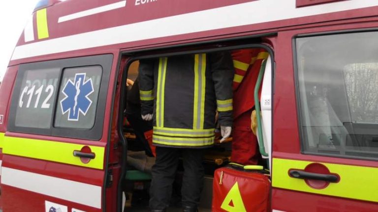 Copilul nenăscut al unui cuplu din Iaşi a murit, în urma unei bătăi crunte primite de mamă