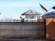 Deţinut condamnat pentru furt, înjunghiat în celulă de un criminal, în penitenciarul Galaţi