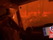 VIDEO | Momentul în care un echipaj de pompieri a fost înconjurat de flăcări uriașe, în Australia