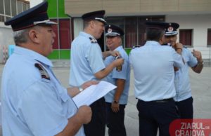 Marea „familie” a ISU Dolj. Fosti angajați vorbesc vorbesc despre cum erau aduse rudele pe posturile din Inspectorat și povestesc cum cei care nu aveau pile erau dati afară prin vot cu mâna ridicată în careu. Se fac verificari in unitate