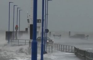 Furtuna Ciara a măturat vestul Europei şi se îndreaptă periculos spre România