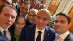 aD0zMDk3OWQzMzJjYmM5MDU4MjQ1ZjJhZTJjYzdiZWZkZg==.thumb