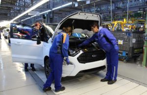Ford produce la Craiova o maşină la 67 de secunde