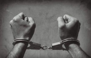 Un bărbat din Botoșani a murit după ce a fost lovit cu pumnii în cap, la beţie