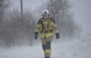 Cod portocaliu de vreme severă emis de ANM. Vânt puternic şi zăpadă viscolită în patru judeţe, zona de munte