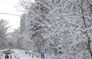 ANM anunță vreme geroasă în acest weekend! În mare parte din ţară va mai ninge