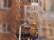 O tânără din Craiova s-a aruncat de la etajul 3 al unui bloc