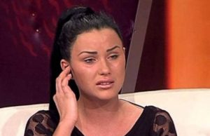 Medicii o bagă direct în operație pe Daniela Crudu. Suferă traumatisme cranio faciale grave. În ce stare se află bruneta