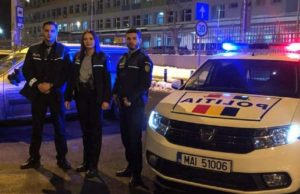 Băieţel născut pe şosea, în maşină, în Bucureşti. Trei tineri poliţişti, martori