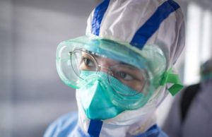Ultimă oră! Asistent medical din România care a îngjrijit o familie infestată de coronavirus prezintă simptome de îmbolnăvire