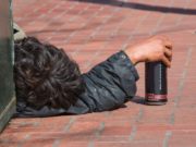 Român expulzat din Italia, după ce a fost găsit beat de 73 de ori. L-au trimis cu avionul direct la București