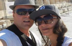 Ea e mama care și-a sufocat copilul în vârstă de șase luni. Prima reacție a tatălui, un deputat cunoscut: ”Vă rog să mă înțelegeți!”