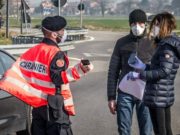 Româncă arestată pentru furt în Italia, eliberată de teama coronaviruslui. Femeia avea simtome de gripă