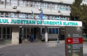 ”Murim și noi, mor și pacienții!” Apelul disperat al unei asistente din spitalul unde un pacient a fost găsit mort în curtea unității medicale