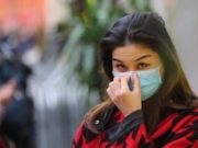 O femeie a spus că are coronavirus ca să scape de viol. Infractorul s-a speriat şi a fugit, nu înainte de a-i fura banii