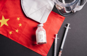 Biolog chinez, prins în SUA cu 3 fiole suspecte. FBI crede că ar conține virușii SARS și MERS