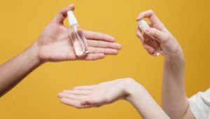 anosmia-semn-bolnavi-asimptomativi-coronavirus-653512