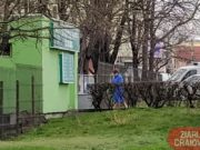 Într-o isterie a coronavirusului, cadrele medicale de la Spitalul de Boli Infectioase din Craiova se plimbă prin supermarketuri în echipamentul de spital