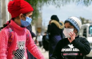 Ce se întâmplă cu copiii familiilor în care ambii părinţi sunt găsiţi pozitiv cu covid-19